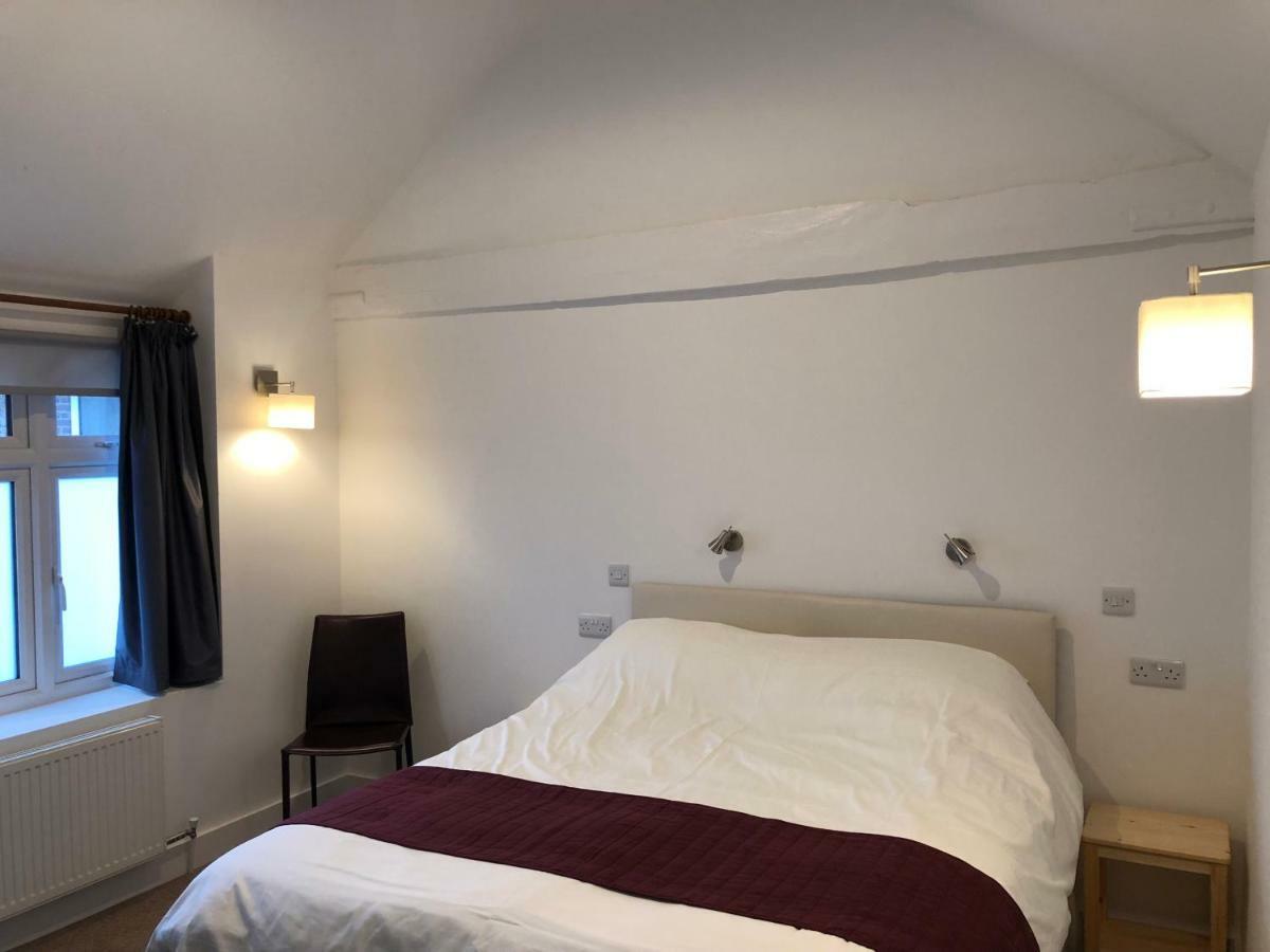 Bex Rooms Worthing Bagian luar foto